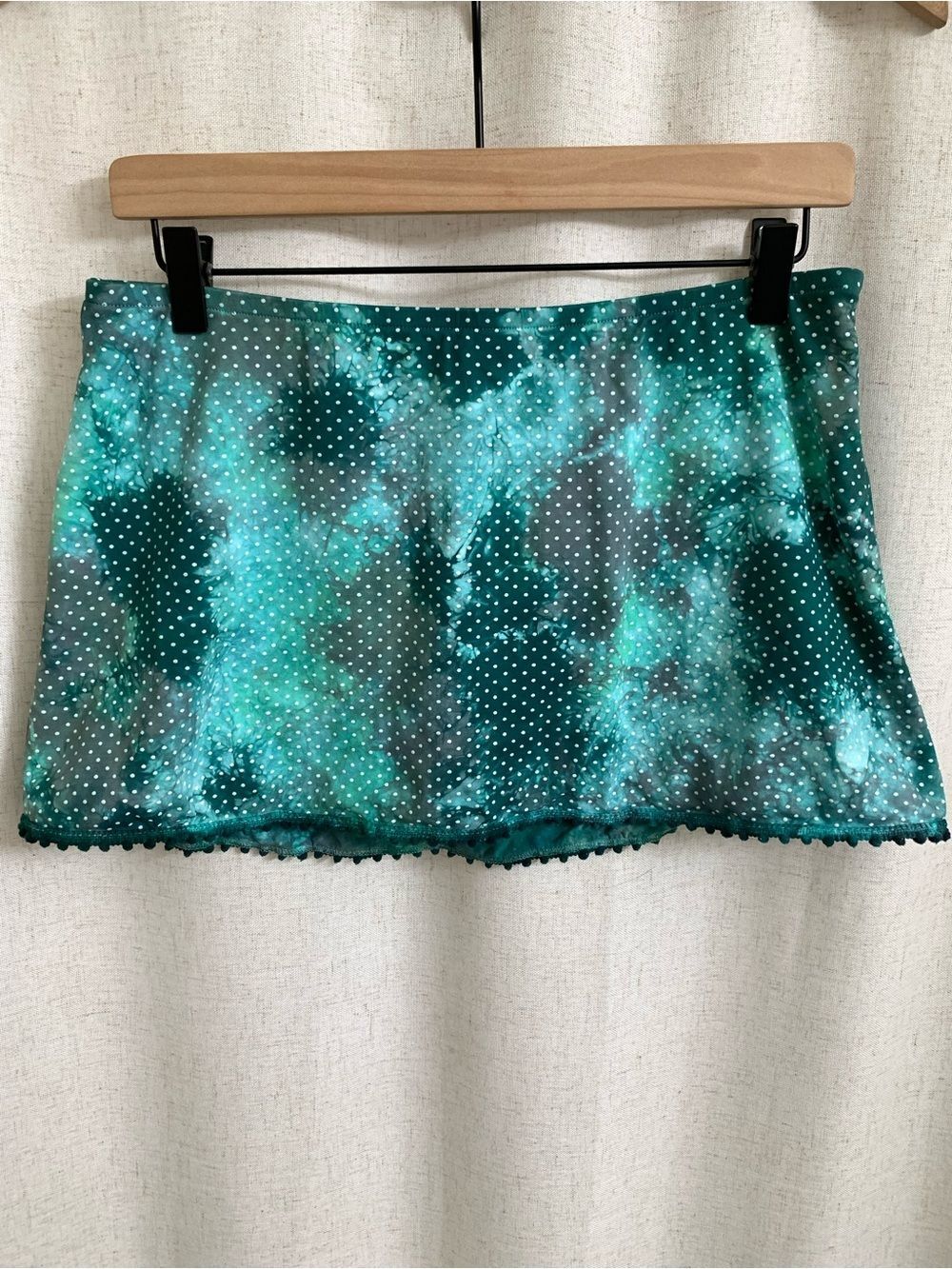 Lucky Brand Vintage Teal Tie-Dye Mini Skirt Cover White Polka Dots Bubble Trim